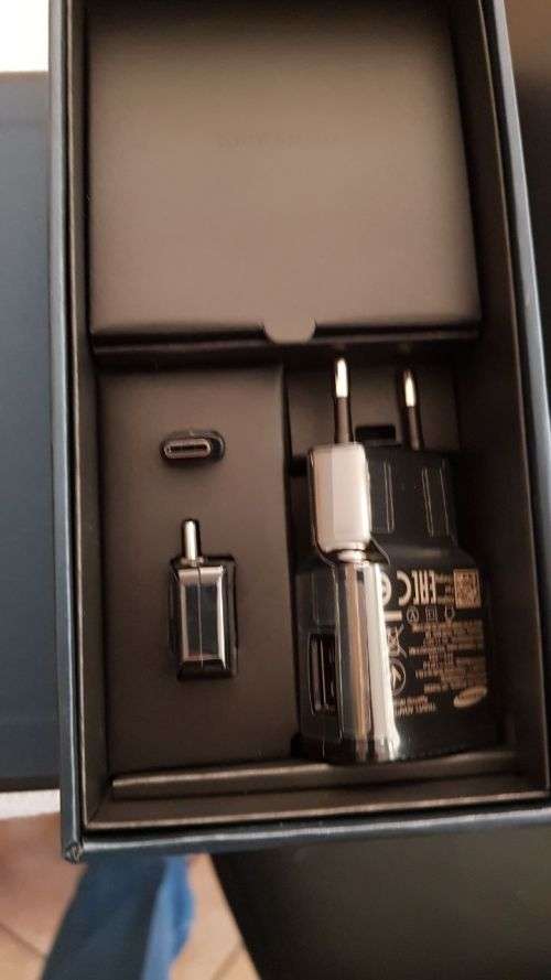 Samsung S8 damaged screen